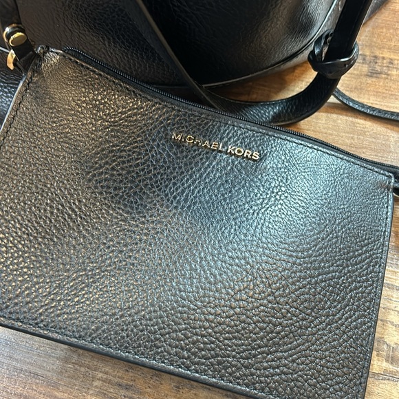 Michael Kors black tote and with attached zippered pouch - Picture 8 of 13